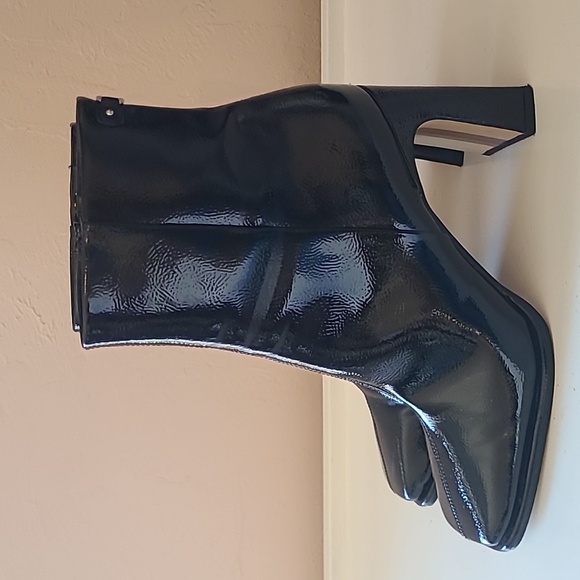 Sam Edelman Irie 2 Bootie in BlackSam Edelman Black Patent Leather Size 8.5 - Picture 3 of 14